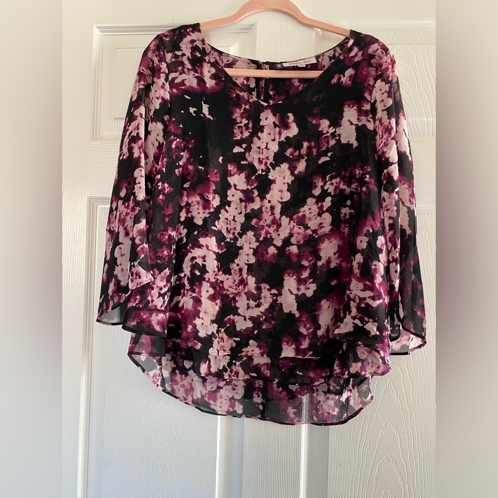 Jennifer Lopez Purple Floral Top‎ Size XS